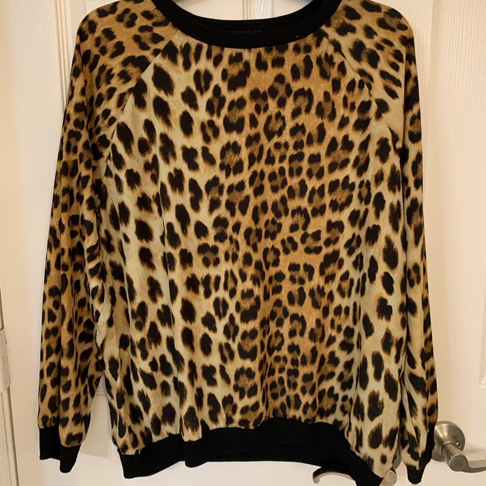 Leopard pullover polyester top